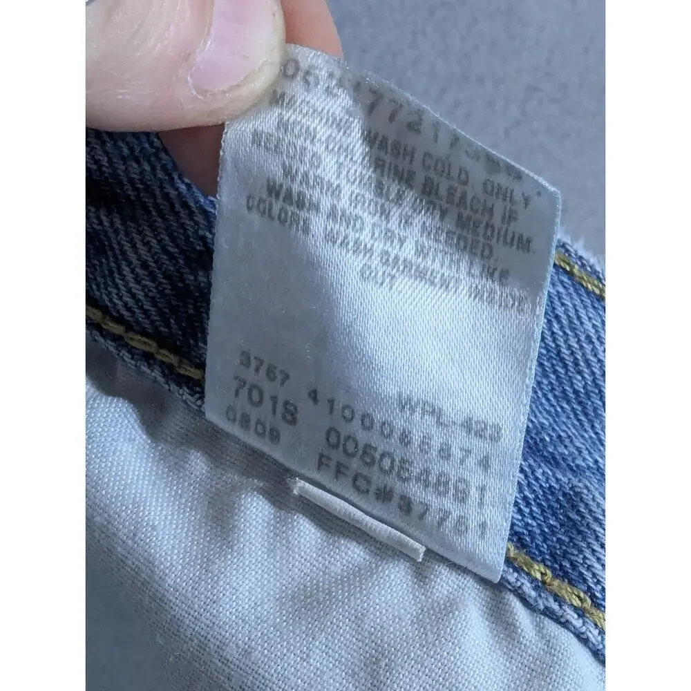 2009 Levi's 505 Jeans Mens 36x30 Regular Fit Straight Leg